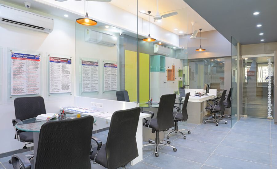 Khu vực tư vấn của văn phòng tư vấn du học