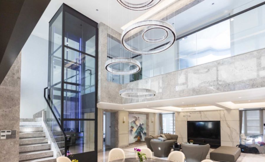 Mẫu nhà shophouse có thiết kế thang máy riêng