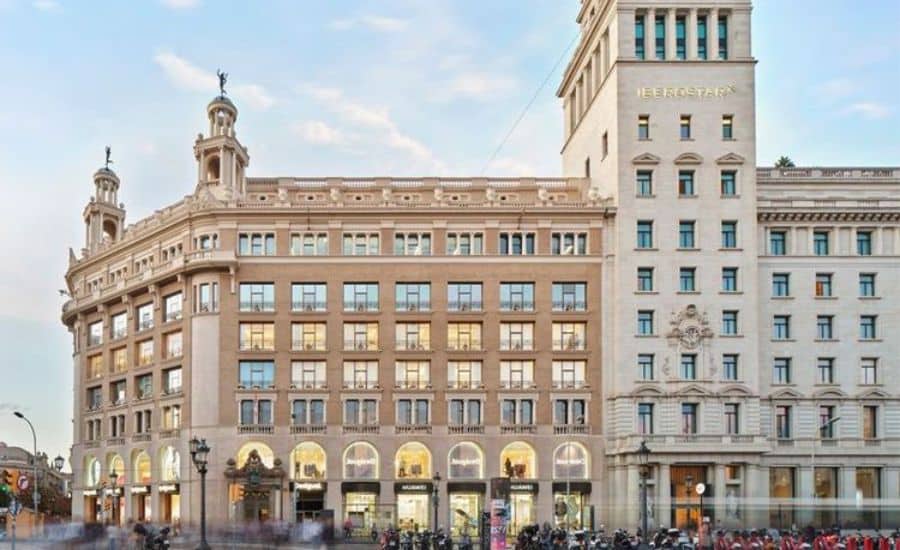 Thiết kế mặt tiền văn phòng tân cổ điển